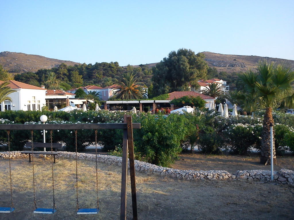Panselinos Hotel Eftalou Exterior foto